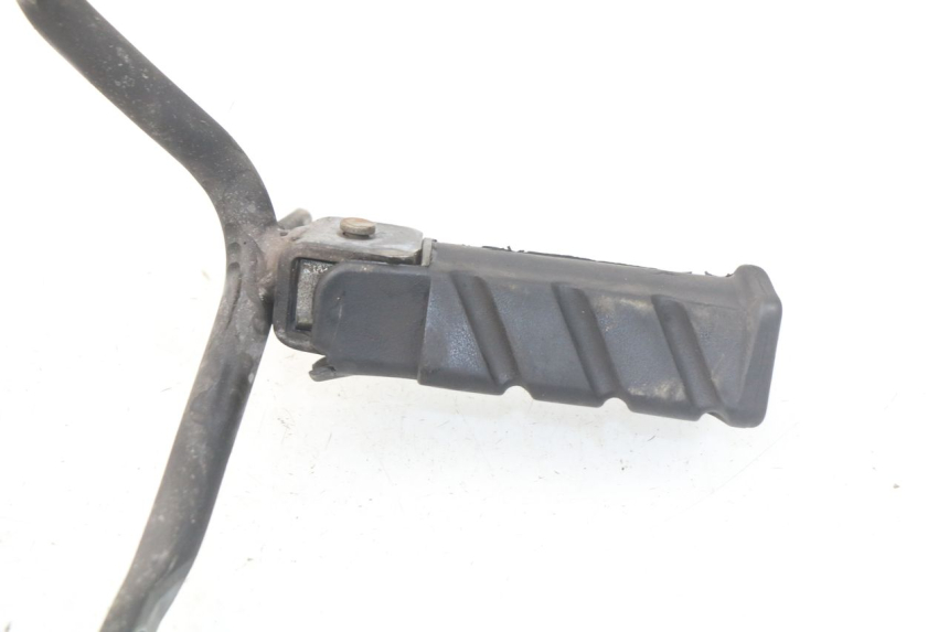 photo de PAIR REAR FOOTRESTS HONDA SES DYLAN 125 (2002 - 2006) - Alternative perspective