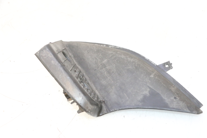 photo de PAIR REAR FOOTRESTS YAMAHA SLIDER 50 (1999 - 2004) - Surface and material condition