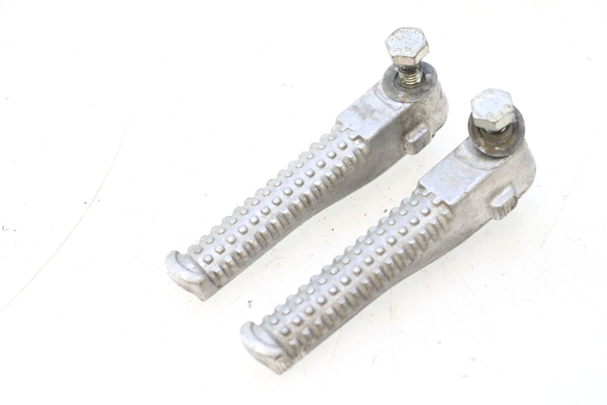 photo de PAIR REAR FOOTRESTS PEUGEOT SPEEDFIGHT 2 AC 50 (2000 - 2009) - Main view