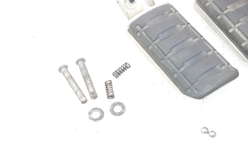 photo de PAIR REAR FOOTRESTS HONDA ST PAN EUROPEAN 1100 (1990 - 2002) - Product overview