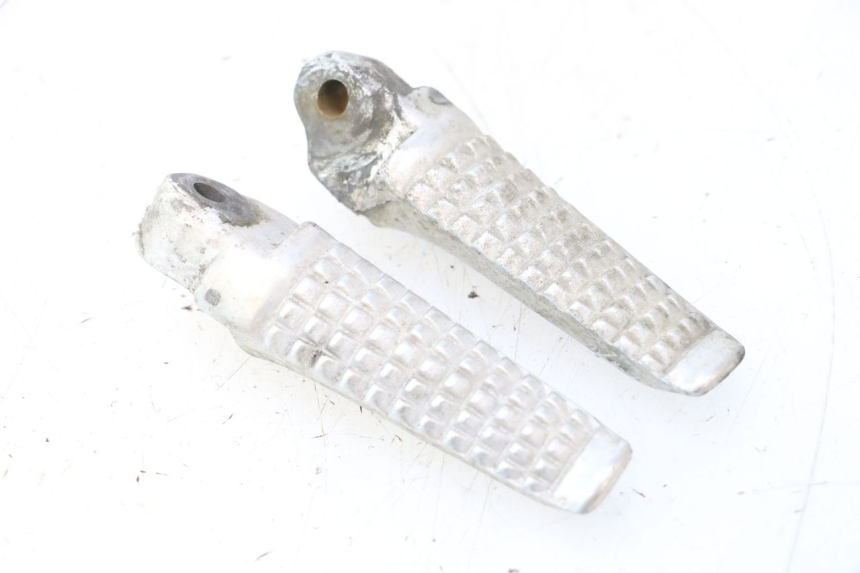photo de PAIR REAR FOOTRESTS SUZUKI SV S 650 (2003 - 2009) - Main view