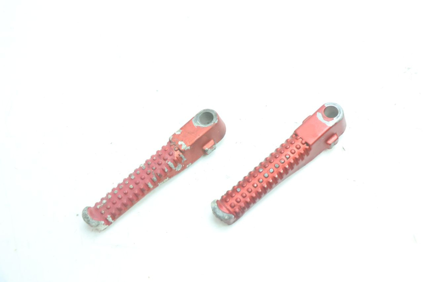 photo de PAIR OF REAR FOOTRESTS PEUGEOT TREKKER 50 (1995 - 2004) - Main view