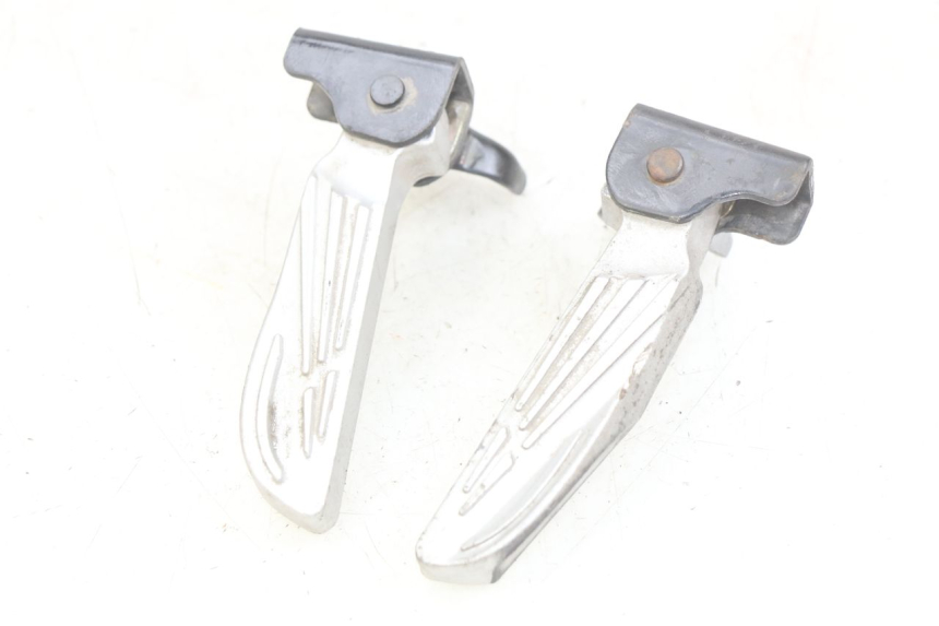 photo de PAIR OF REAR FOOTRESTS PEUGEOT TWEET 125 (2018 - 2021) - Main view