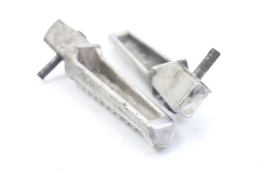 photo de PAIR OF REAR FOOTRESTS HONDA VFR FI RC46 800 (1998 - 2001) - Component detail