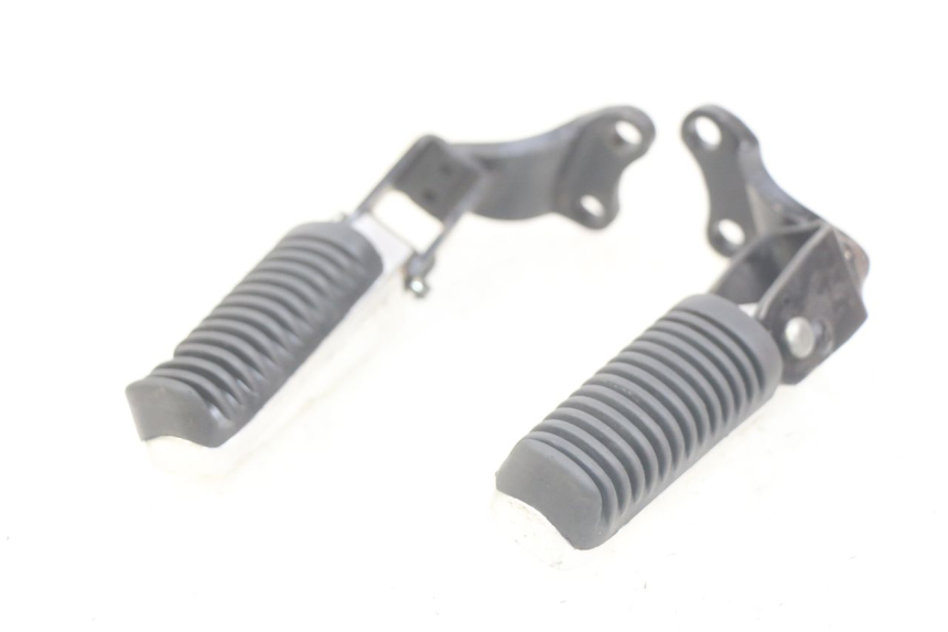 photo de PAIR OF REAR FOOTRESTS YAMAHA XMAX X-MAX 125 (2006 - 2009) - Main view