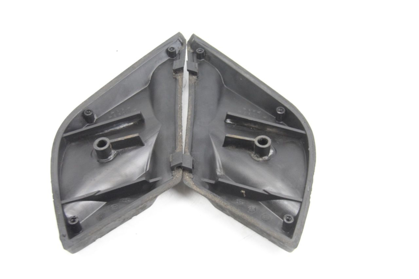 photo de PAIR OF REAR FOOTRESTS PIAGGIO X9 EVOLUTION 125 (2003 - 2007) - Alternative perspective