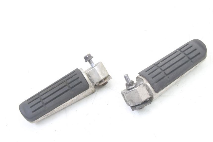 photo de PAIR REAR FOOTRESTS YAMAHA FZ6 FAZER S2 600 (2007 - 2011) - Main view