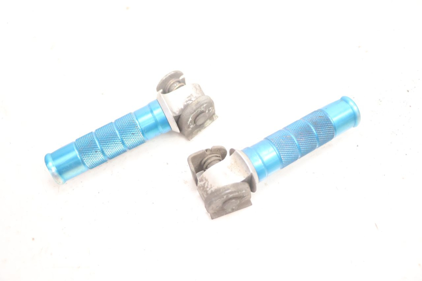 photo de PAIR OF REAR FOOTRESTS KAWASAKI ZX-6R ZX6R 600 (1995 - 1997) - Main view