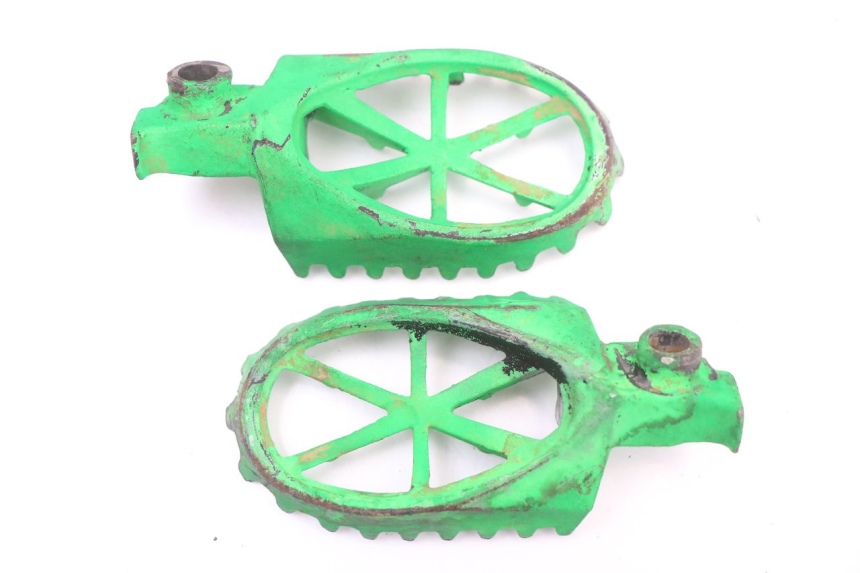 photo de PAIR FRONT FOOTREST ORION AGB37 CRF1 DIRT BIKE 140 - Alternative perspective