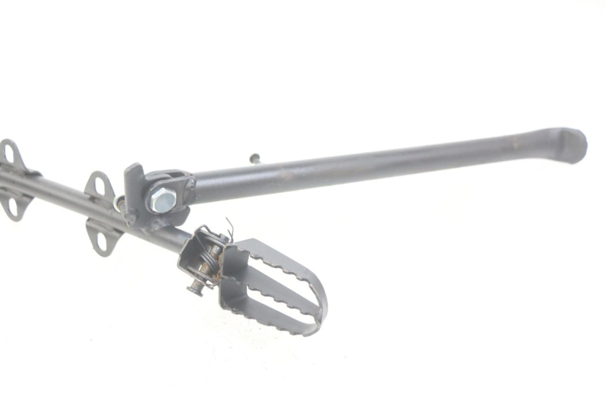 photo de PAIR OF FRONT FOOTRESTS CCR DIRT BIKE 125 - Zoom on usage condition