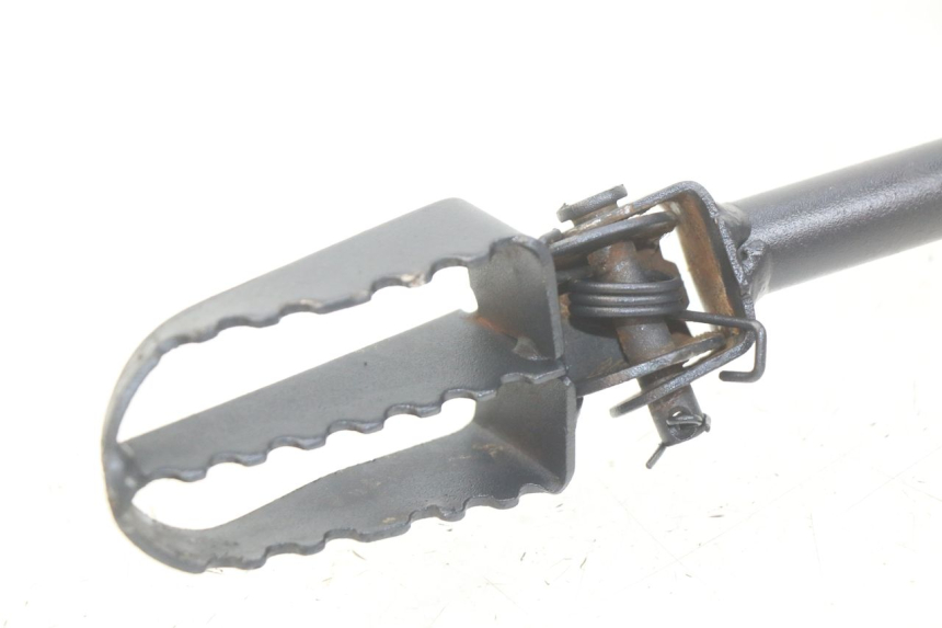 photo de PAIR OF FRONT FOOTRESTS CCR DIRT BIKE 125 - Alternative perspective