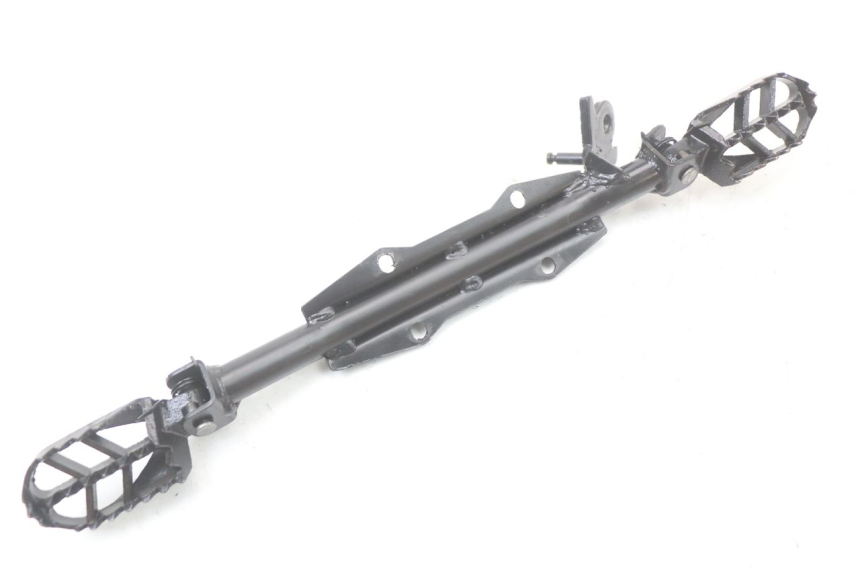 photo de PAIR FRONT FOOTREST RSR DIRT BIKE 150 - Component detail