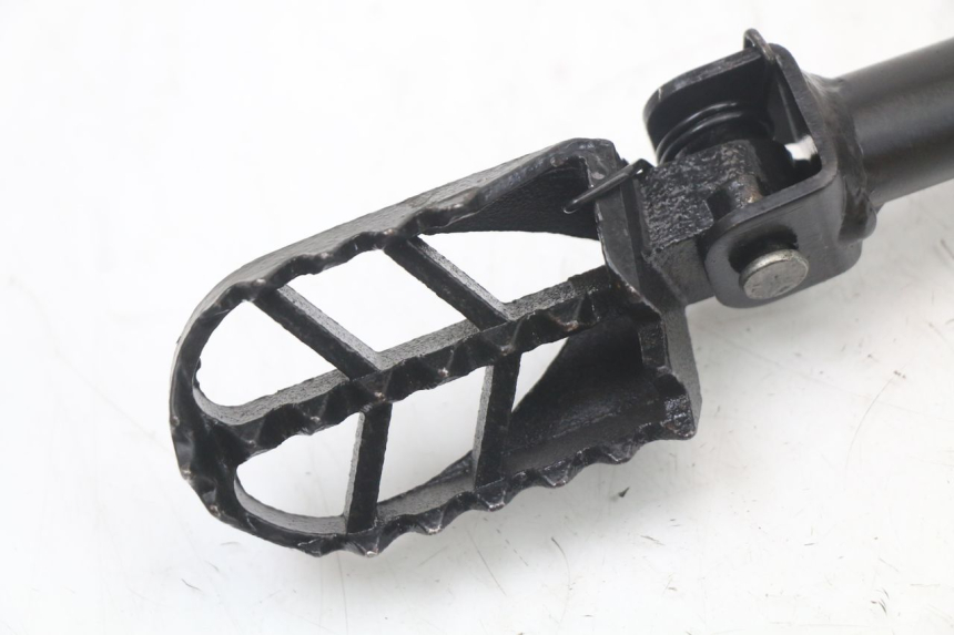photo de PAIR FRONT FOOTREST RSR DIRT BIKE 150 - Alternative perspective