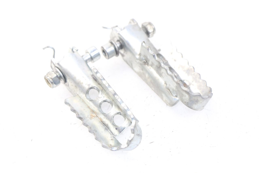 photo de PAIR FRONT FOOTREST DERBI DIRT BOY 4T 50 - Main view
