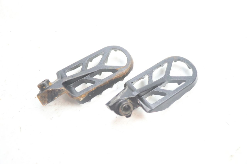 photo de PAIR FRONT FOOTREST MINI MX DRIFT 150 - Fixing points details