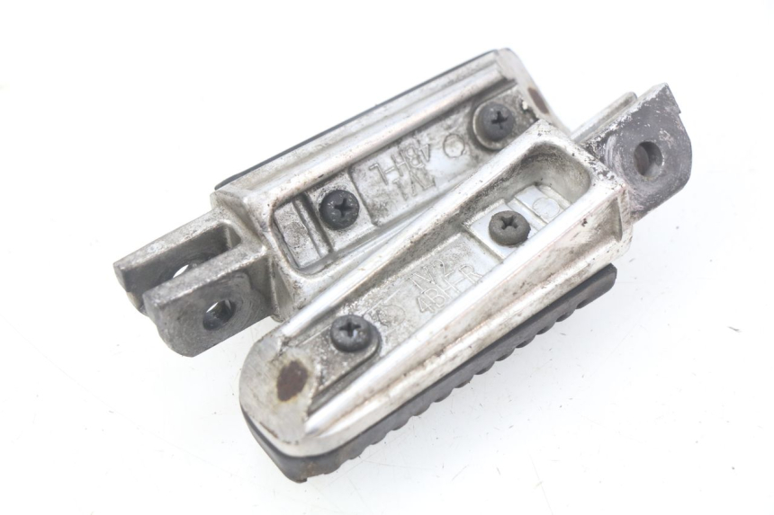 photo de PAIR OF FRONT FOOTRESTS YAMAHA FJR ABS 1300 (2016 - 2020) - Zoom on usage condition