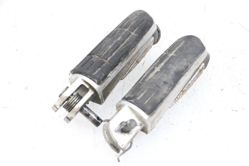 photo de PAIR OF FRONT FOOTRESTS YAMAHA FJR ABS 1300 (2006 - 2012) - Product overview