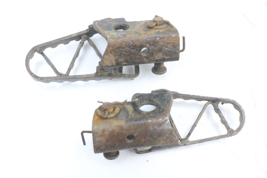 photo de PAIR FRONT FOOTREST YCF PIT BIKE 125 (2010 - 2018) - Component detail