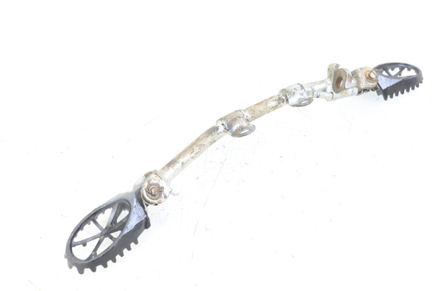 photo de PAIR OF FRONT FOOTRESTS APOLLO RFZ 125 - Alternative perspective