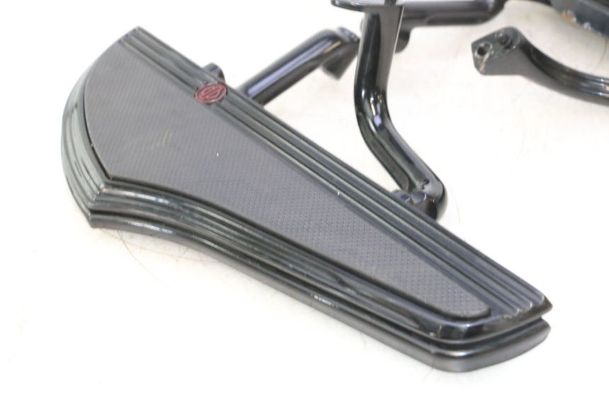 photo de PAIR FRONT FOOTREST HARLEY DAVIDSON ROAD GLIDE FLTRXSE 1920 (2018 - 2022) - Component zoom