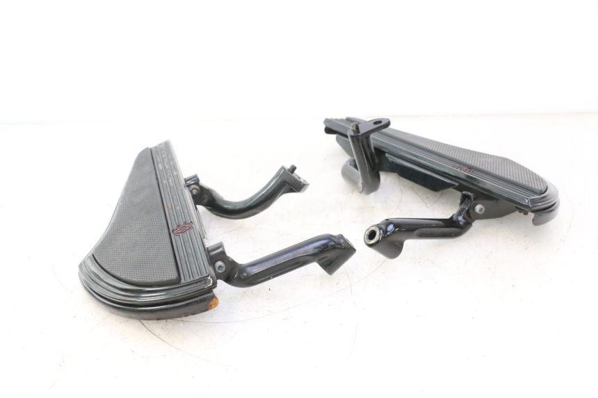 photo de PAIR FRONT FOOTREST HARLEY DAVIDSON ROAD GLIDE FLTRXSE 1920 (2018 - 2022) - Product overview