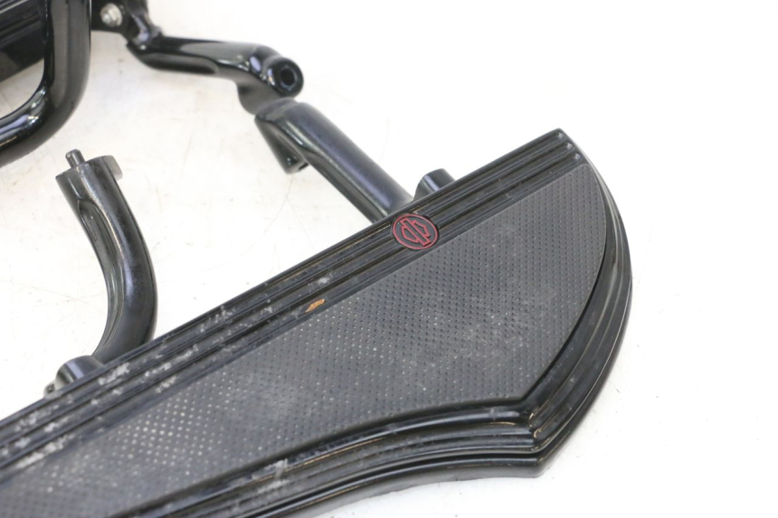 photo de PAIR FRONT FOOTREST HARLEY DAVIDSON ROAD GLIDE FLTRXSE 1920 (2018 - 2022) - Checked used part