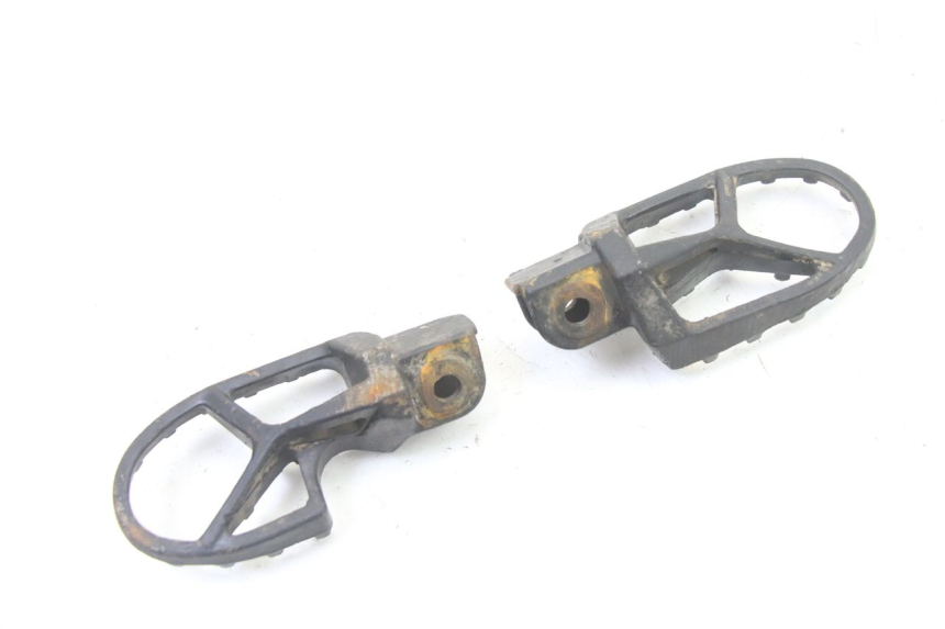 photo de PAIR OF FRONT FOOTRESTS APOLLO RXF 125 - Product overview