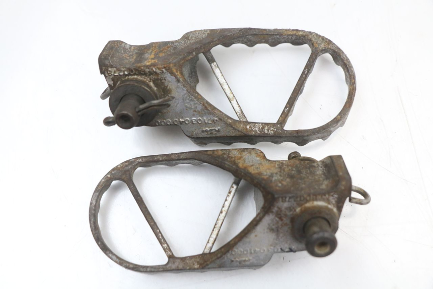 photo de PAIR FRONT FOOTREST KTM SX 85 (2013 - 2017) - Alternative perspective