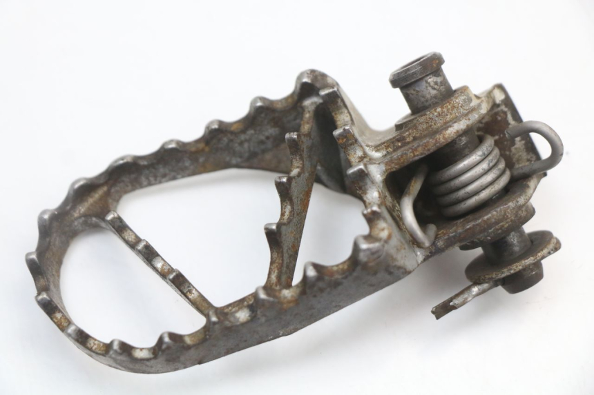 photo de PAIR FRONT FOOTREST KTM SX 85 (2013 - 2017) - Technical close-up