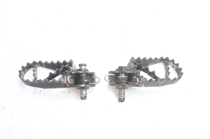 photo de PAIR FRONT FOOTREST HUSABERG TE 250 (2011 - 2014) - Main view