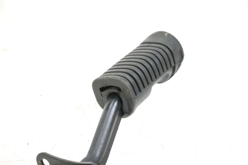 photo de PAIR FRONT FOOTREST HONDA WALLAROO DX 50 (1993 - 1996) - Fixing points details