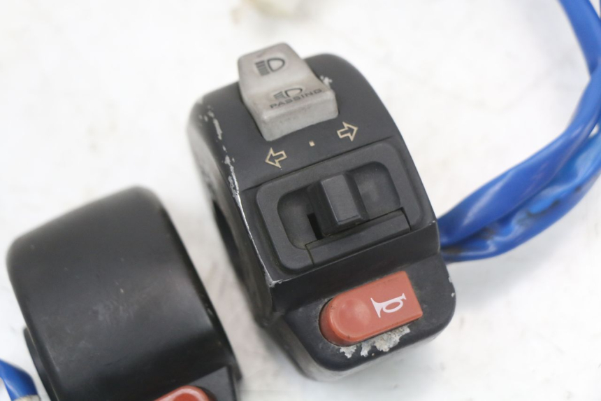 photo de HAND SWITCHES KYMCO AGILITY 4T 50 (2018 - 2022) - Zoom on usage condition