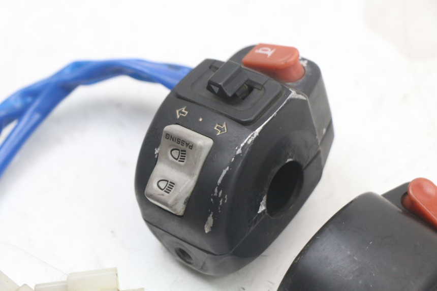 photo de HAND SWITCHES KYMCO AGILITY 4T 50 (2018 - 2022) - Technical close-up