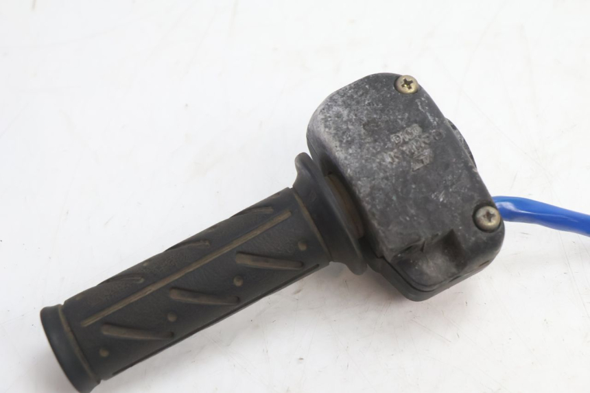 photo de HAND SWITCHES KYMCO AGILITY 4T 50 (2005 - 2018) - Fixing points details