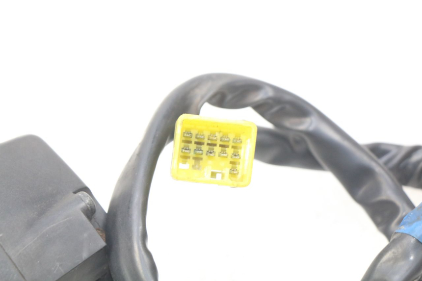 photo de HANDLEBAR SWITCHES SUZUKI BURGMAN 125 (2007 - 2014) - Fixing points details