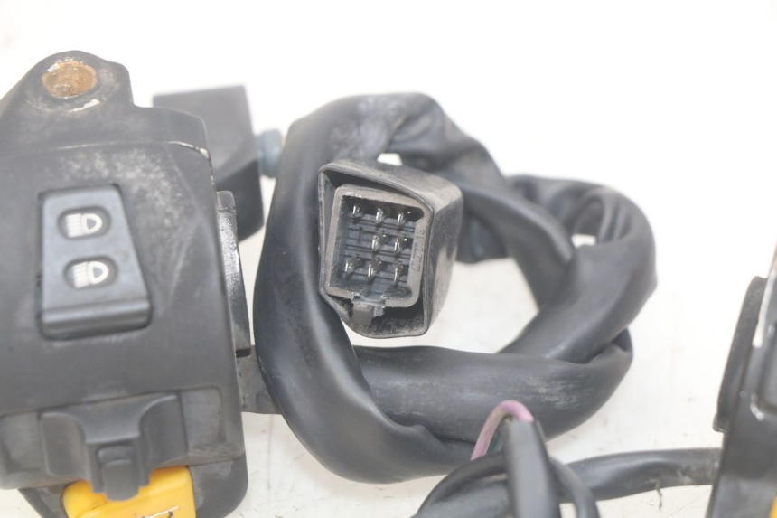 photo de HANDLEBAR SWITCHES PEUGEOT KISBEE 2T 50 (2010 - 2017) - Markings and original references