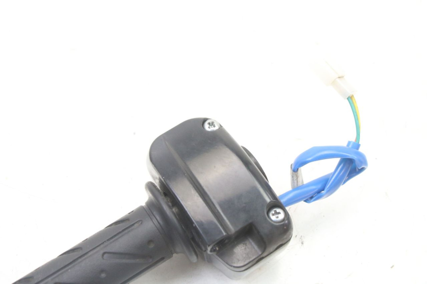 photo de HAND SWITCHES KYMCO AGILITY 4T 50 (2018 - 2022) - Additional view of the item