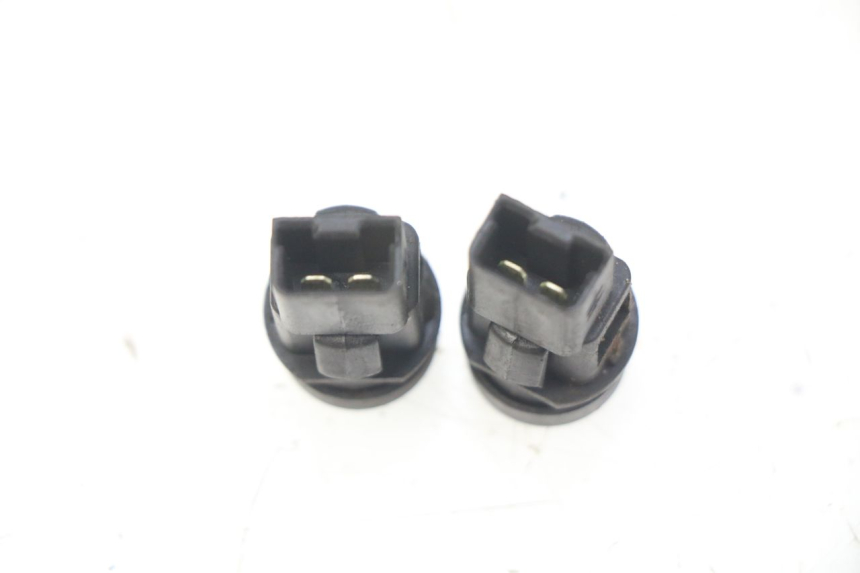 photo de HANDLEBAR SWITCHES PIAGGIO LIBERTY IGET 4T 50 (2015 - 2020) - Zoom on usage condition