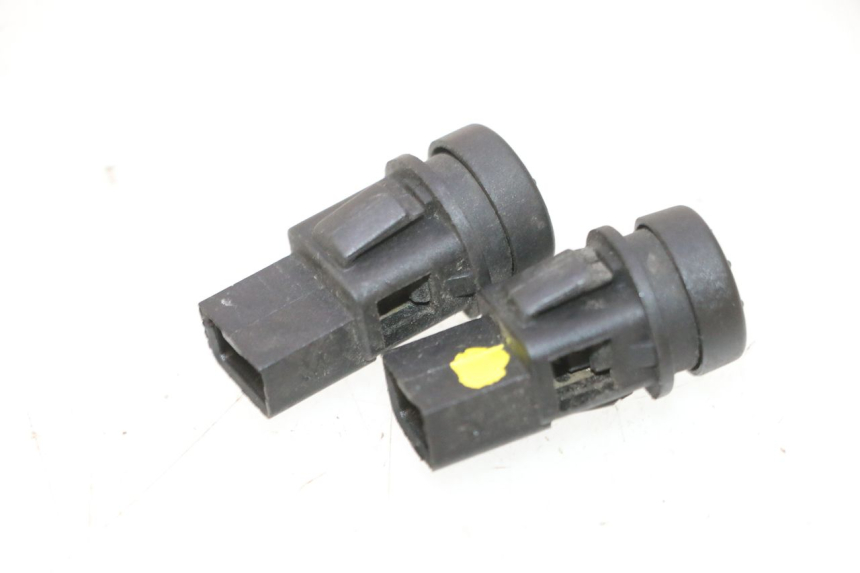 photo de HANDLEBAR SWITCHES PIAGGIO LIBERTY IGET 4T 50 (2015 - 2020) - Zoom on usage condition