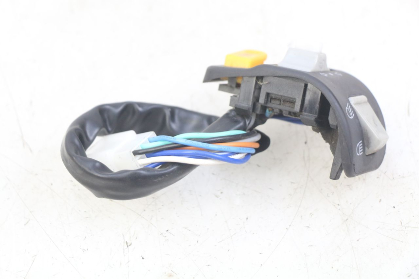 photo de HANDLEBAR SWITCHES JM MOTORS SANTANA 50 (2014 - 2023) - Alternative perspective