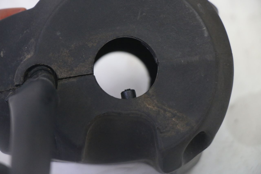 photo de HANDLEBAR SWITCHES PEUGEOT SATELIS 125 (2006 - 2009) - Product overview