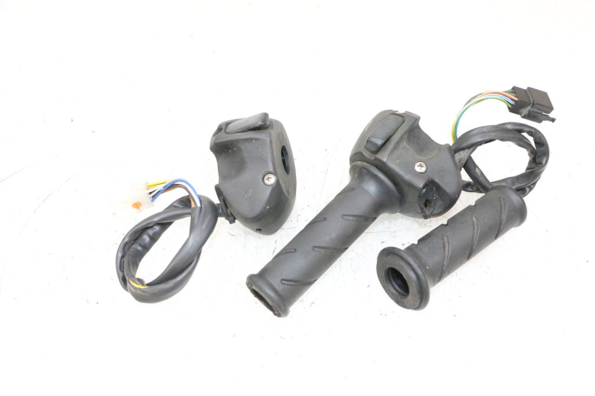 photo de HAND SWITCHES PEUGEOT SATELIS 125 (2013 - 2018) - Checked used part