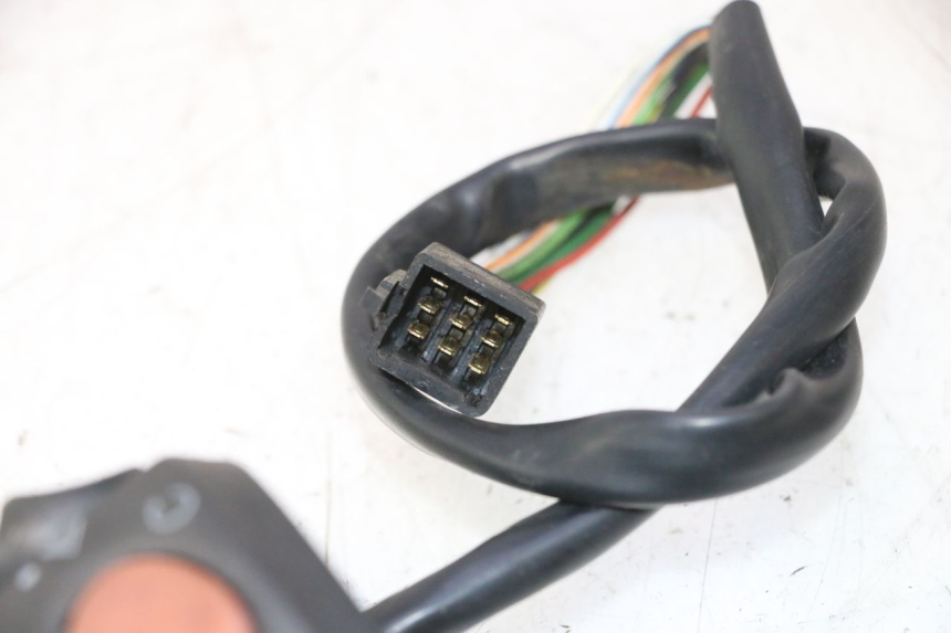 photo de HAND SWITCHES PEUGEOT SATELIS 125 (2013 - 2018) - Component detail