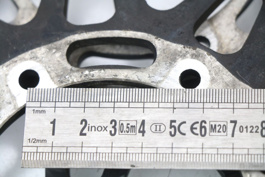 photo de PAIR FRONT BRAKE DISC HONDA CBR 929 RR FIREBLADE 900 (2000 - 2001) - Component detail