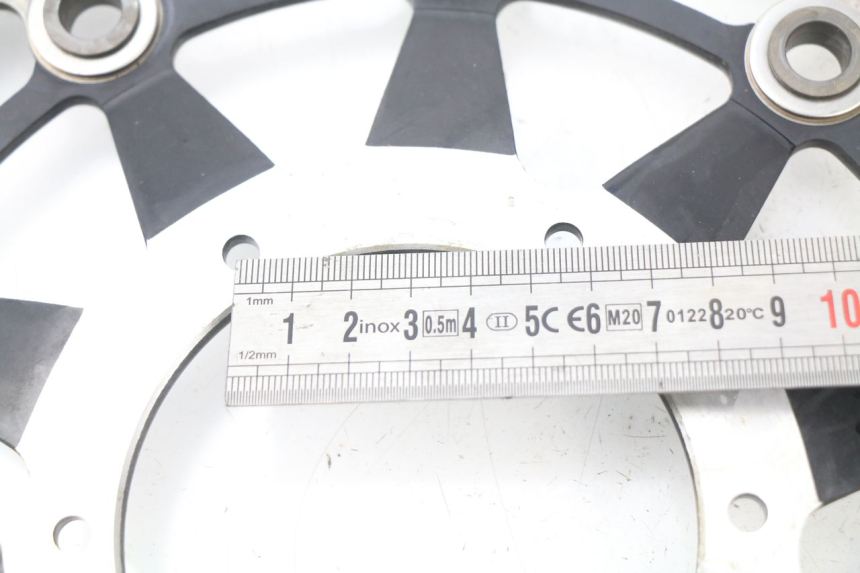 photo de PAIR FRONT BRAKE DISC HONDA CBR RR FIREBLADE 1000 (2006 - 2007) - Component detail