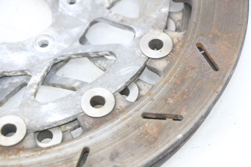photo de PAIR OF FRONT BRAKE DISCS HONDA CBR RR FIREBLADE 900 (1992 - 1994) - Surface and material condition