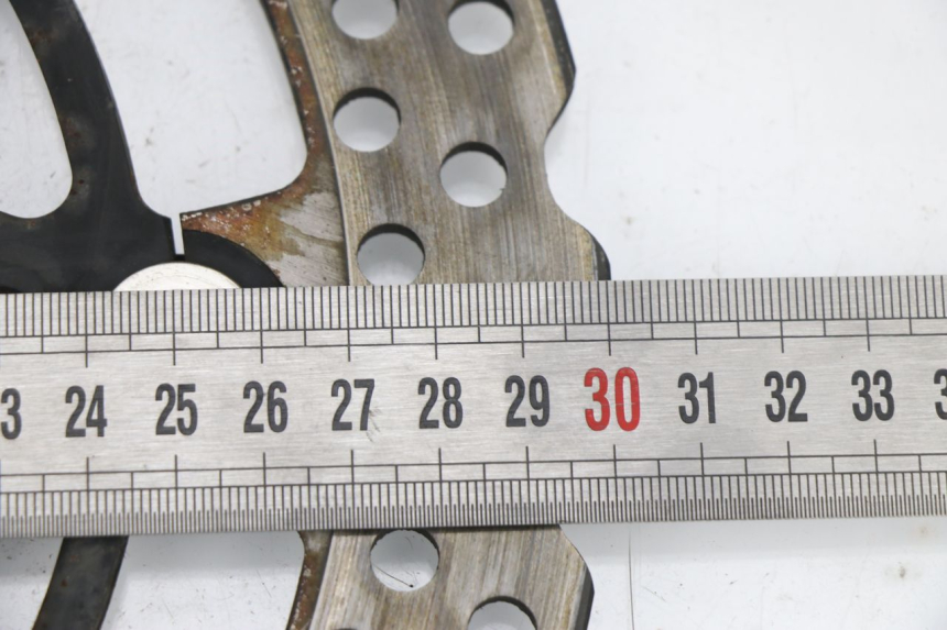 photo de PAIR FRONT BRAKE DISC KAWASAKI ER-6 ER6 N 650 (2012 - 2016) - Zoom on usage condition