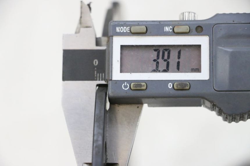 photo de PAIR FRONT BRAKE DISC PIAGGIO MP3 HPE 300 (2019 - 2026) - Zoom on usage condition