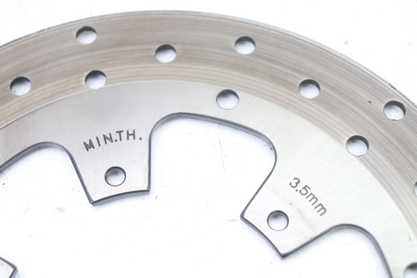 photo de PAIR OF FRONT BRAKE DISCS PIAGGIO MP3 500 (2014 - 2017) - Fixing points details