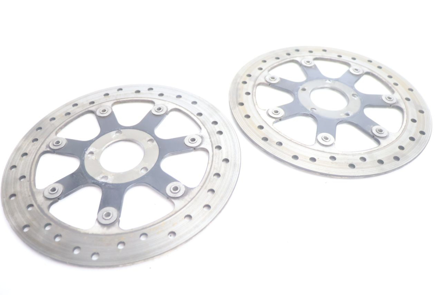 photo de PAIR FRONT BRAKE DISC HARLEY DAVIDSON ROAD GLIDE FLTRXSE 1920 (2018 - 2022) - Surface and material condition